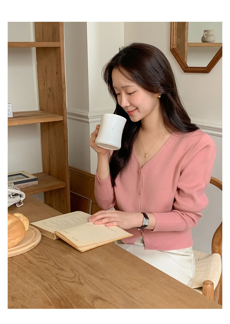 MADE 네오 브이넥 슬릿 가디건(데일리룩) 상세 이미지 33